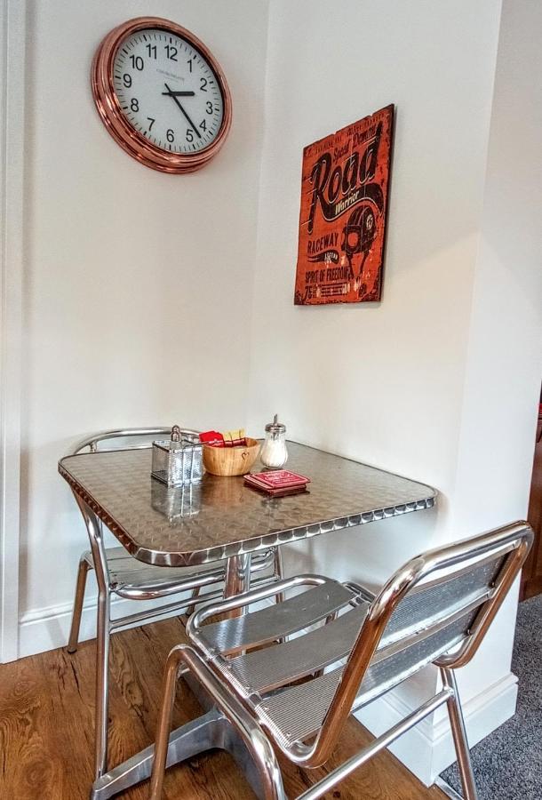 The Bull Pen Apartment นอร์ริช ภายนอก รูปภาพ